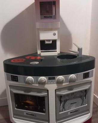 CUCINA GIOCATTOLO MIELE