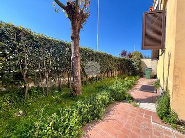 3 LOCALI A GIUGLIANO IN CAMPANIA