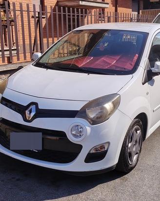 Renault Twingo 1.2 75cv - 2014 - 115.000km