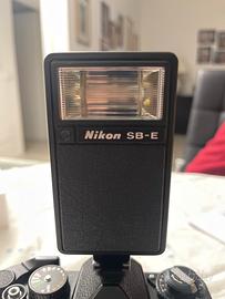 Flash nikon SBE