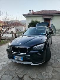 bmw  x1 xdrive 4X4