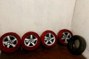 Cerchi Audi 16 + 5 pneumatici Michelin invernali