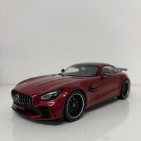 Mercedes AMG GTR 1:18 Minichamps