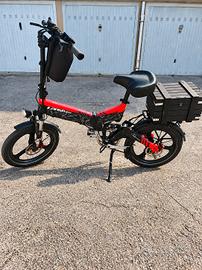 Bicicletta elettrica pieghevole Lankeleisi G650
