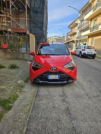 Toyota aigo neopatentati entra e leggi