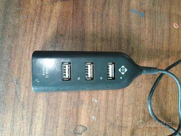 Hub USB 2.0 a 4 porte