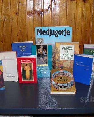 Lotto 11 libri a tema religioso