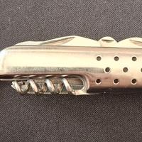 Coltellino multiuso in acciaio inox 11 funzioni