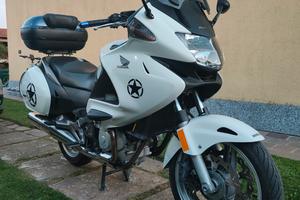 honda deauville 700