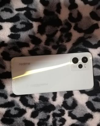 realme c35, nuovo, custodia in omaggio