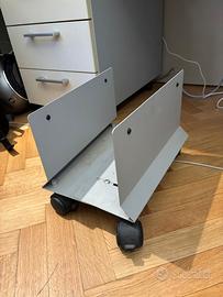 supporto con ruote per pc