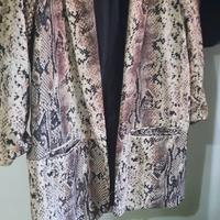 giacca stampa pitone beige e marrone.