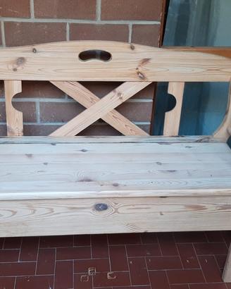 panchina in legno