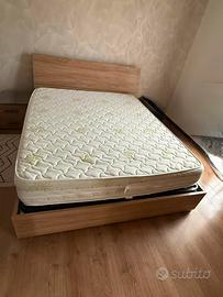 Letto matrimoniale con materasso 160x190