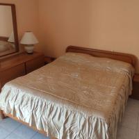 Camera da letto in noce nazionale