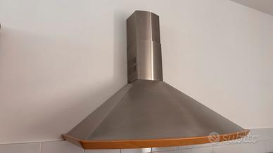 Cappa aspirante per cucina in inox e ciliegio