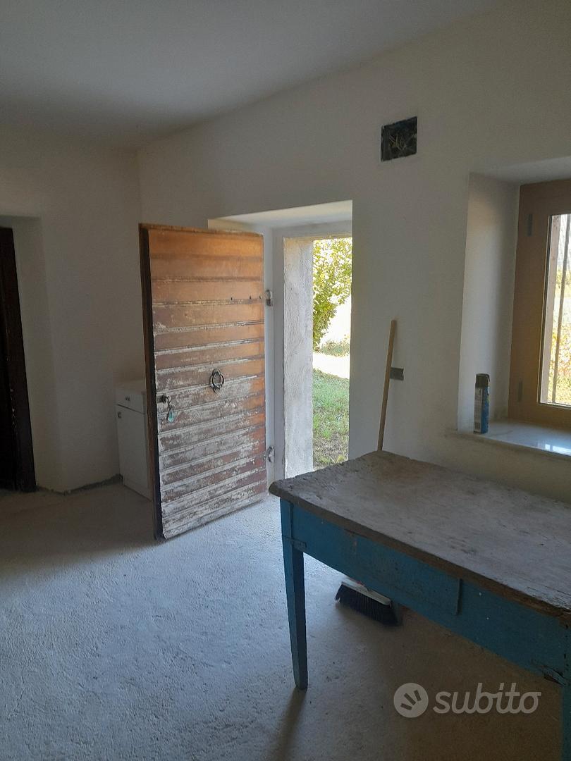 CASA E TERRENO - Vista 4