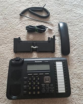 telefono Panasonic con supporto e cornetta