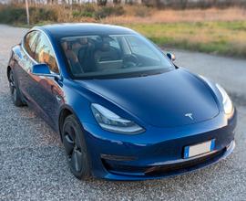 Tesla Model 3 Long Range AWD gancio di traino