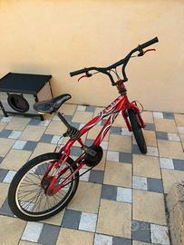 Bicicletta BMX Freestyle 20” rossa buone condizion