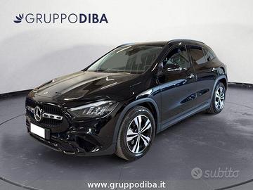Mercedes-Benz GLA GLA-H247 2023 200 d Progres...