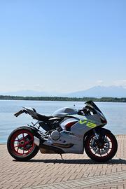 Panigale V2