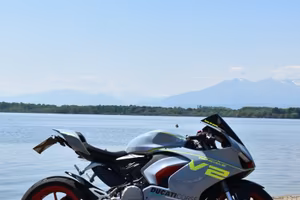 Panigale V2