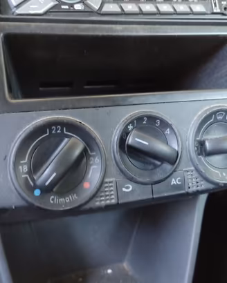Comandi riscaldamento VOLKSWAGEN POLO del 2004