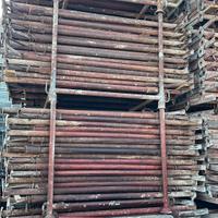 Puntelli usati a croce h mt 3,60