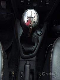 Leva cambio DACIA SANDERO STEPWAY 1461cc 2018
