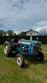 Trattore Ford 3000