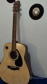 Yamaha F310 Chitarra Acustica + custodia imbottita