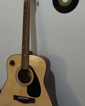 Yamaha F310 Chitarra Acustica + custodia imbottita