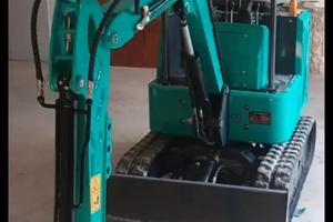 Miniescavatore cingolato diesel 10 quintali 