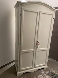 Armadio stile shabby 
