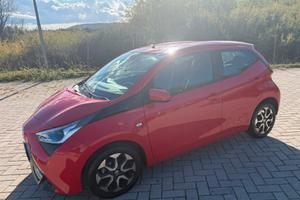 TOYOTA AYGO benzina - cambio AUTOMATICO- km 24.500