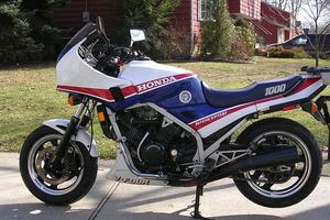 Ricambi usati honda vf 1000 f - 1987