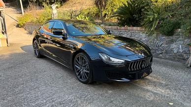 Maserati Ghibli V6 Diesel 275 CV Gransport