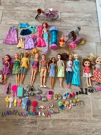 Bambole tipo barbie e accessori