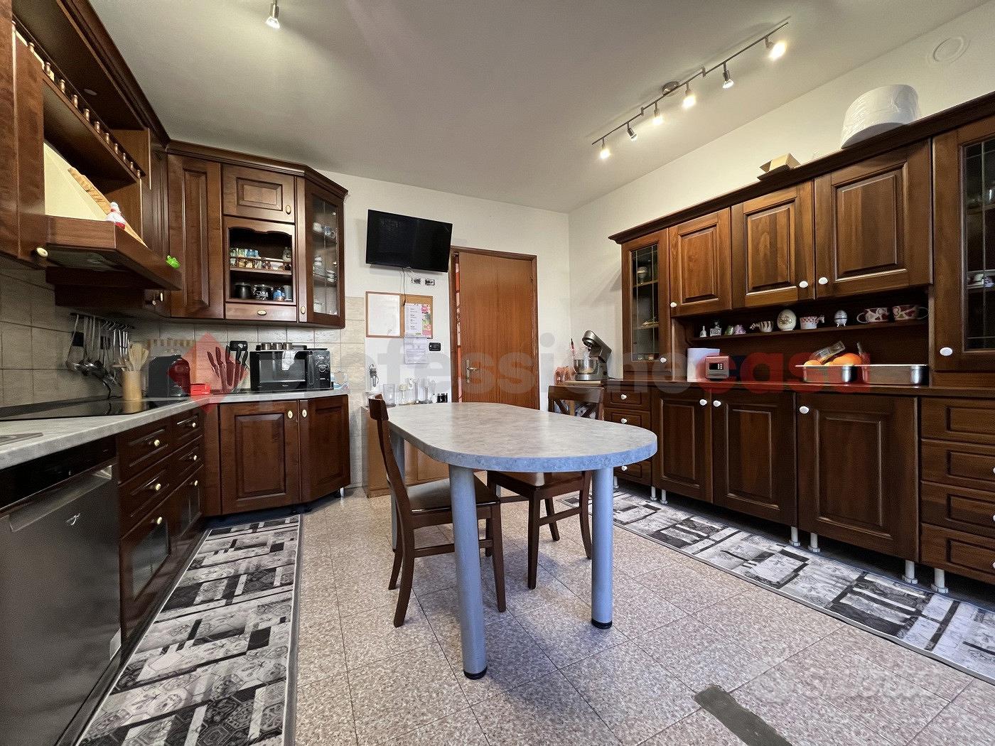 Apartment in Isola Rizza - Vista 2