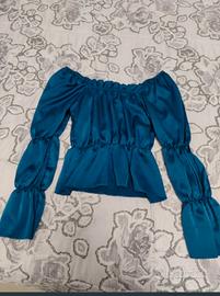 Top crop a maniche lunghe