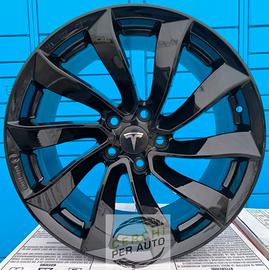 cerchi in lega Tesla model 3 da 18 nero lucido