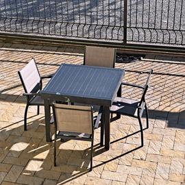 Tavolo allungabile da giardino con 6 sedie 