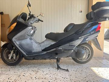 Suzuki Burgman 400