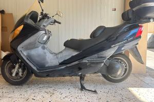 Suzuki Burgman 400