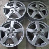 Cerchi in lega da 15 pollici per Toyota yaris