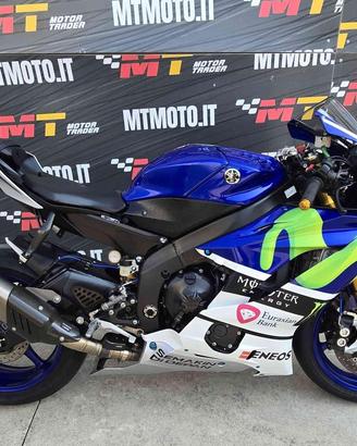 YAMAHA YZF R6 Holins Akrapovic Video 360