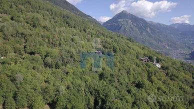 Rustico / Casale di 2000 m² a Vervio