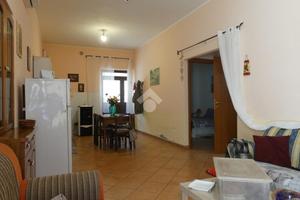 3 LOCALI A ROCCA IMPERIALE