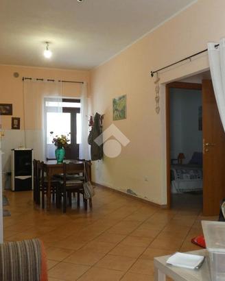 3 LOCALI A ROCCA IMPERIALE